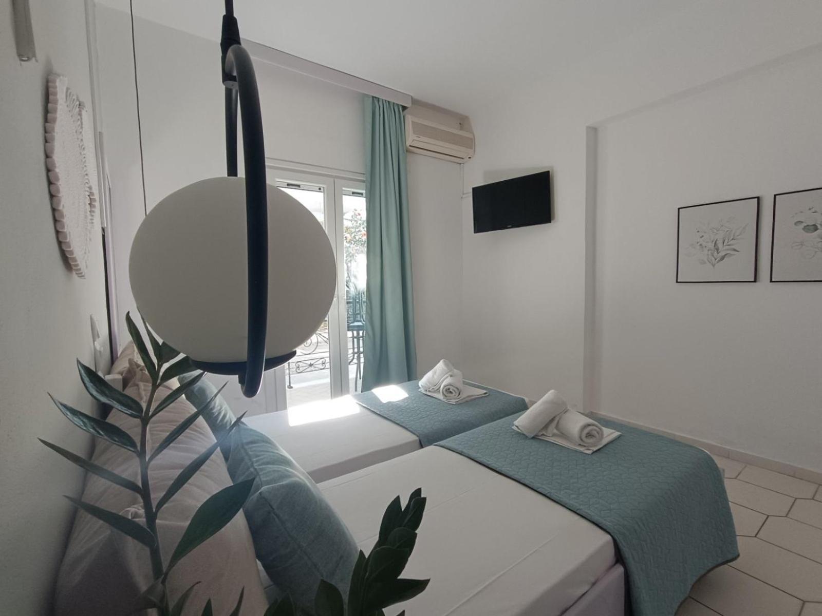 Philippos Apartments Acharavi  Bagian luar foto